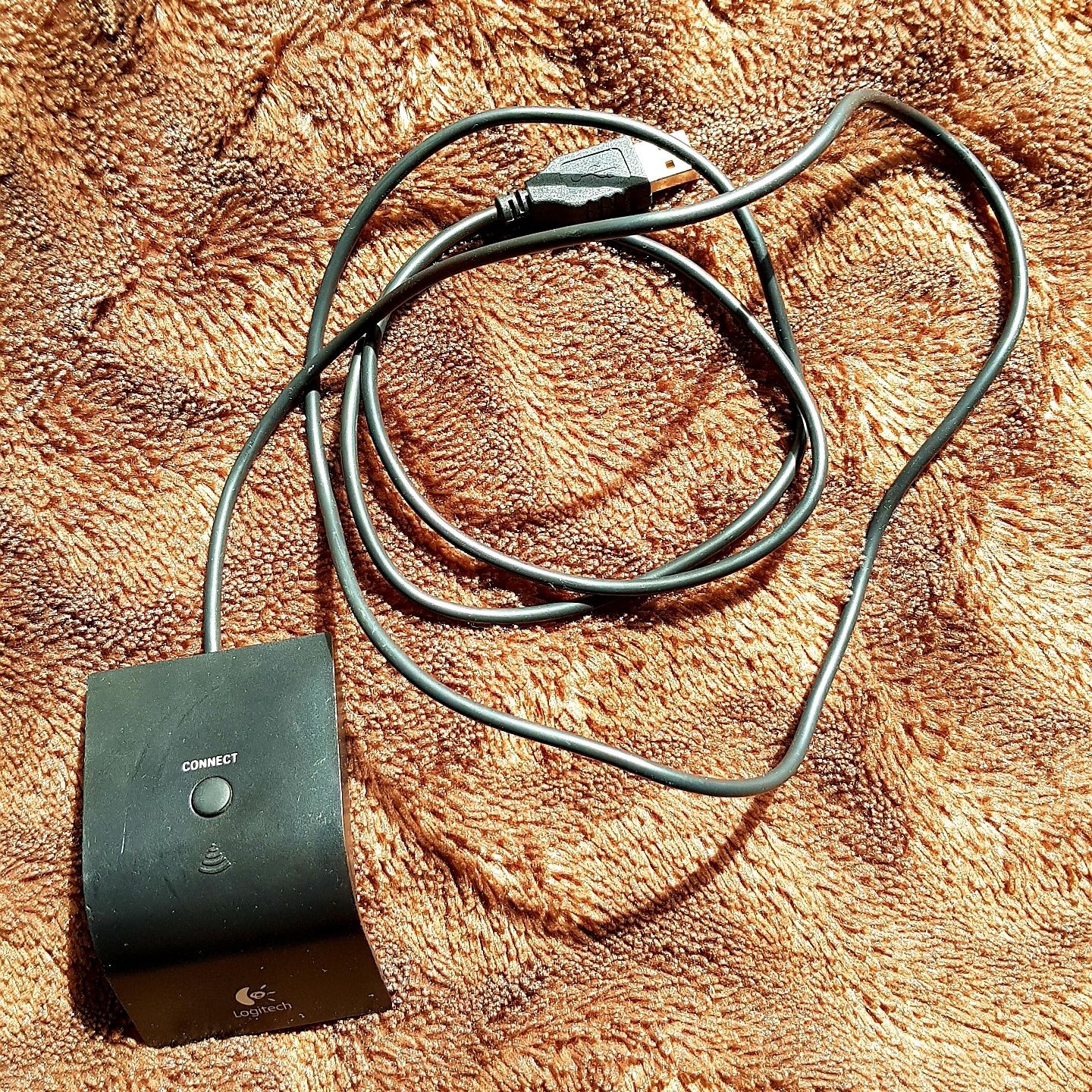klawiatura bezprzewodowa Logitech+ odbiornik