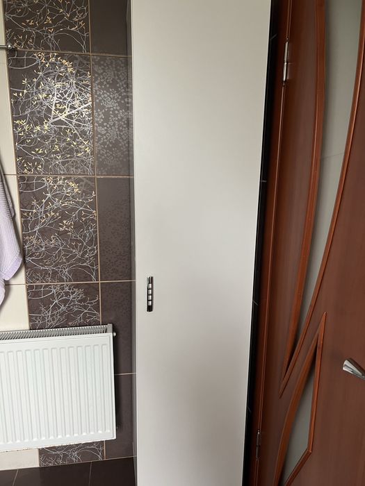 Пенал шафа для ванної кімнати