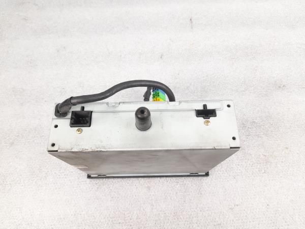 Caixa / leitor CDs VOLKSWAGEN Passat (3B2)