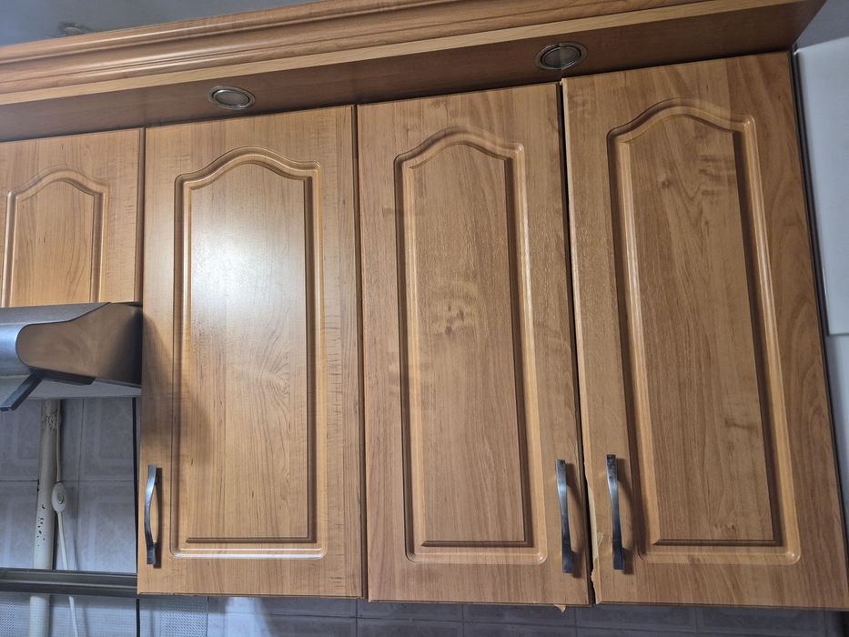 Продам кухонні меблі