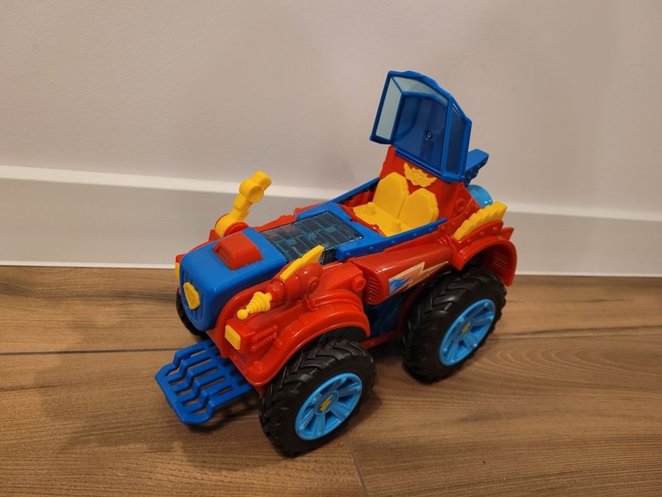 Super Things Zings, Hero Monster Roller