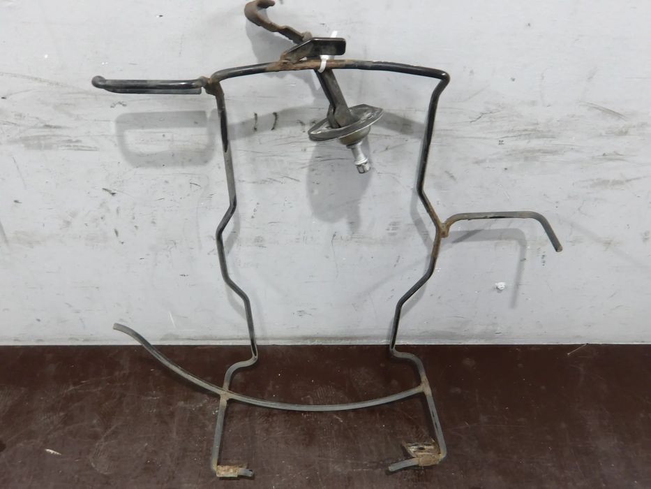 OPEL ZAFIRA B 1.8B KOSZ MOCOWANIE KOŁA ZAPASOWEGO