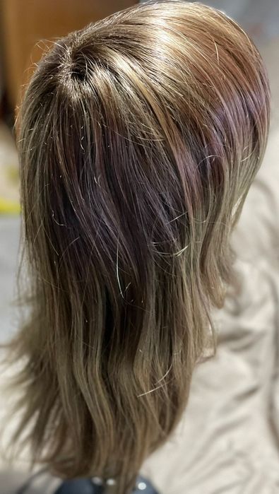 Peruca Nova com caixa