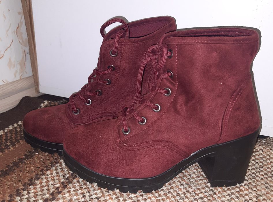 Взуття весняне-осіннє 39 розмір