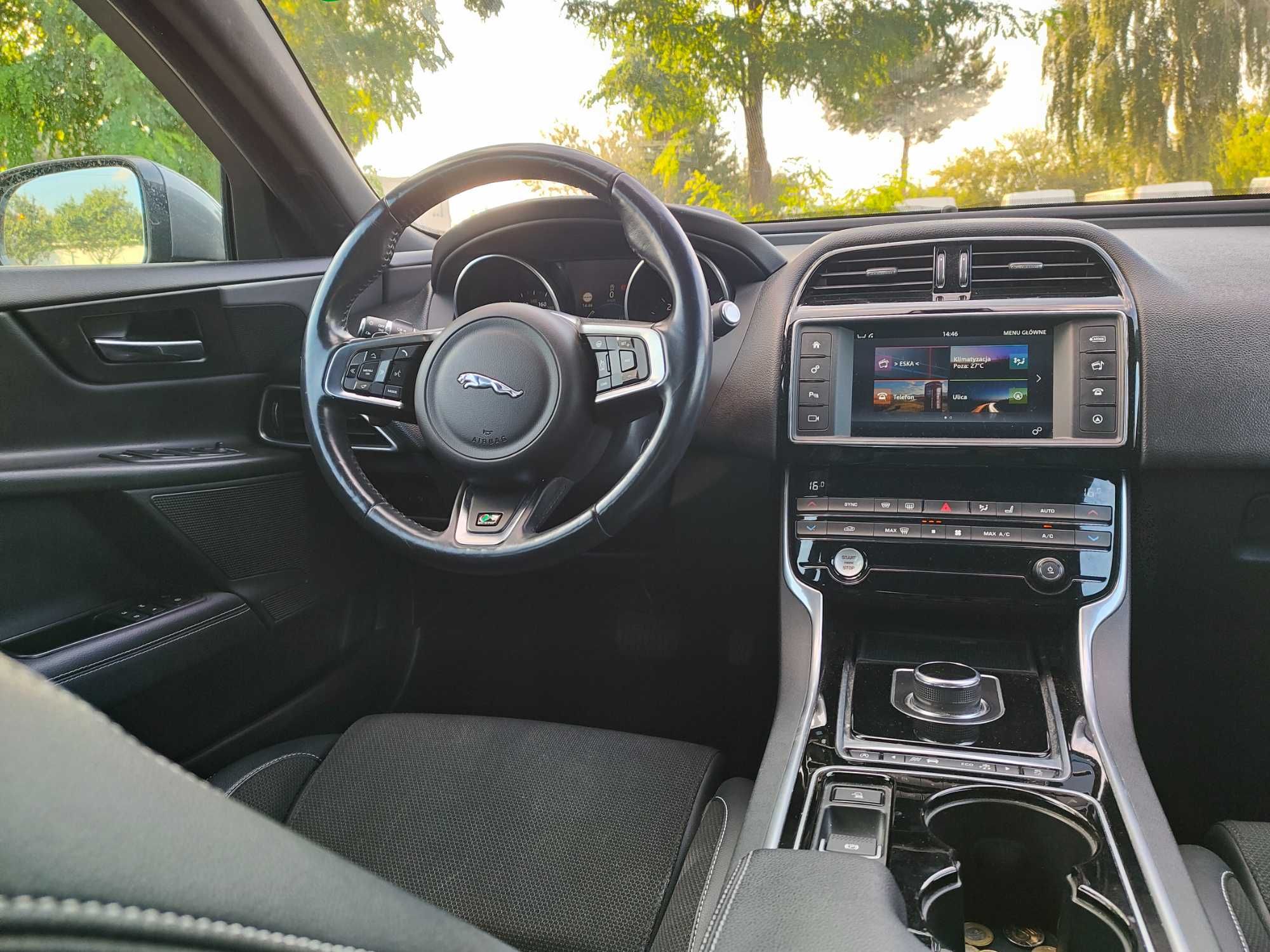 Jaguar xe 2.0 d r-sport