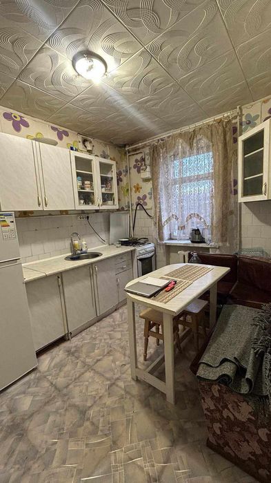 Здам кімнату у квартирі без проживання господаря для дівчини