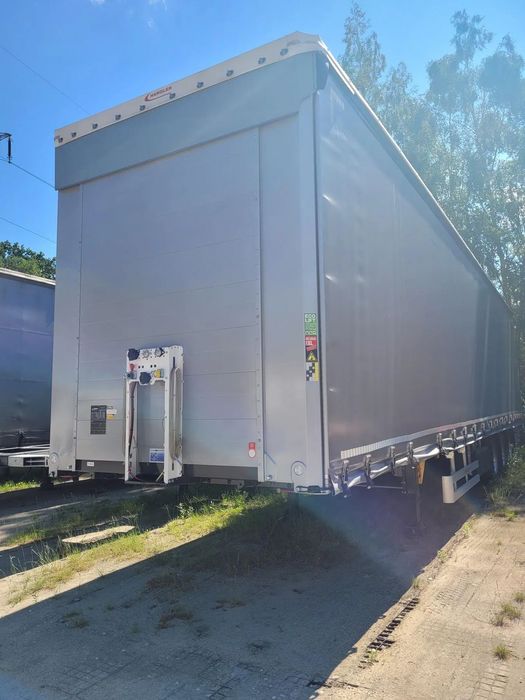 Hangler SDS H 390, Fliegl, Kurtyna Mega  Firanka Fliegl, wysokość 3.000 mm, dach podnoszony