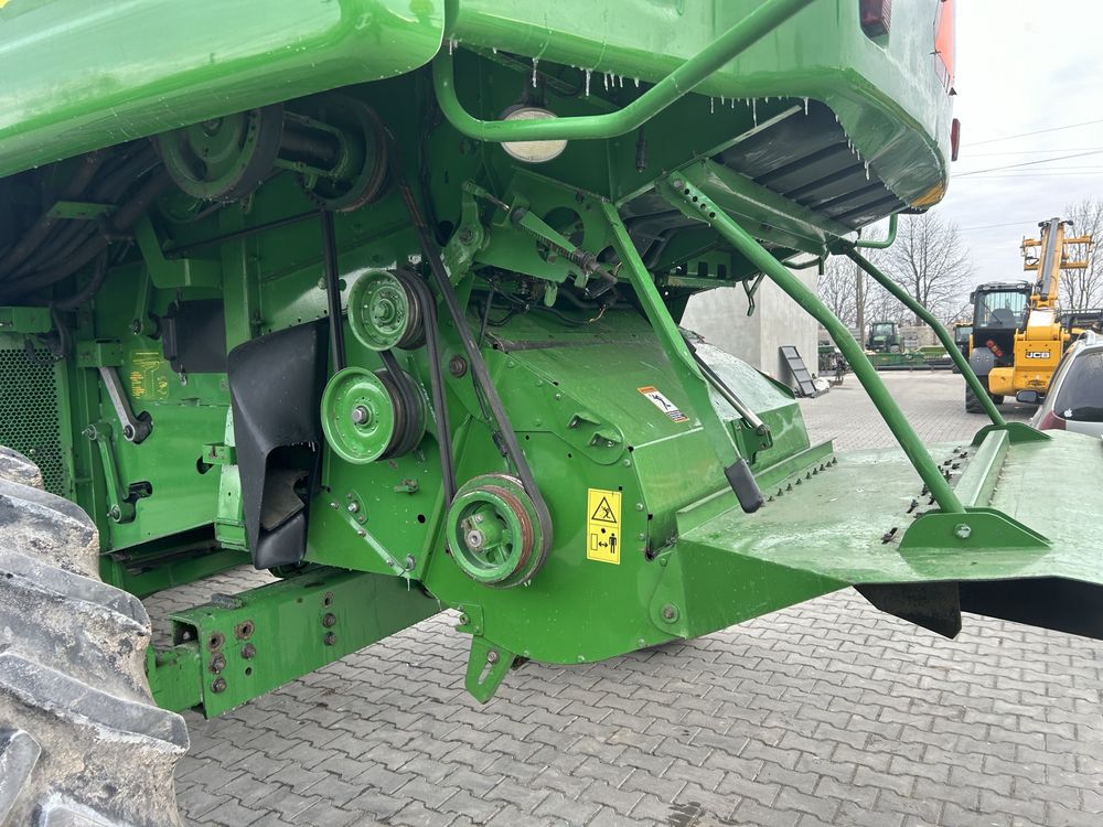 Комбайн John Deere 9760STS 2005 8.1