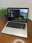 MacBook  pro  touch bar  bardzo dobry