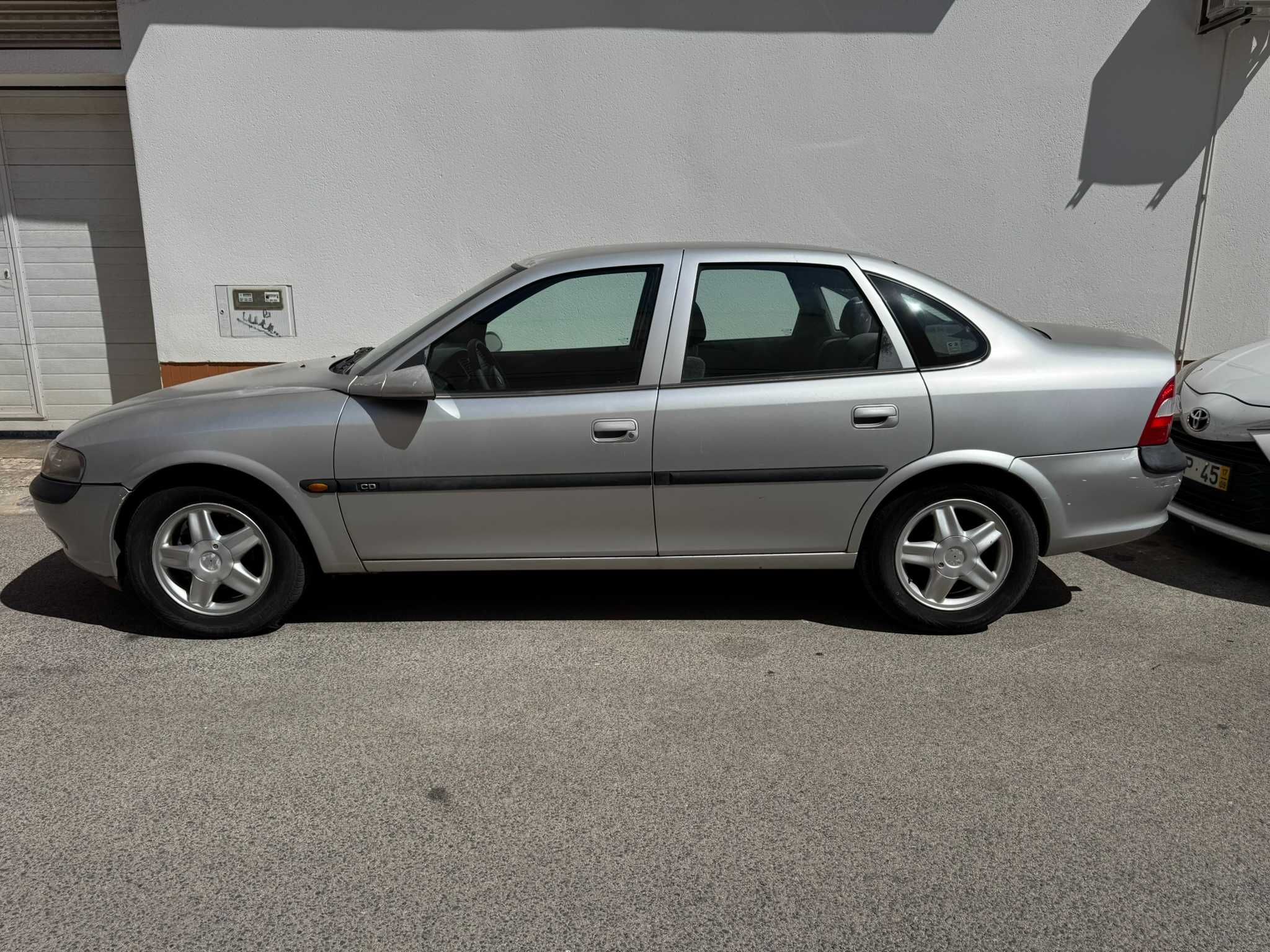 OPEL Vectra 1.6i 16v