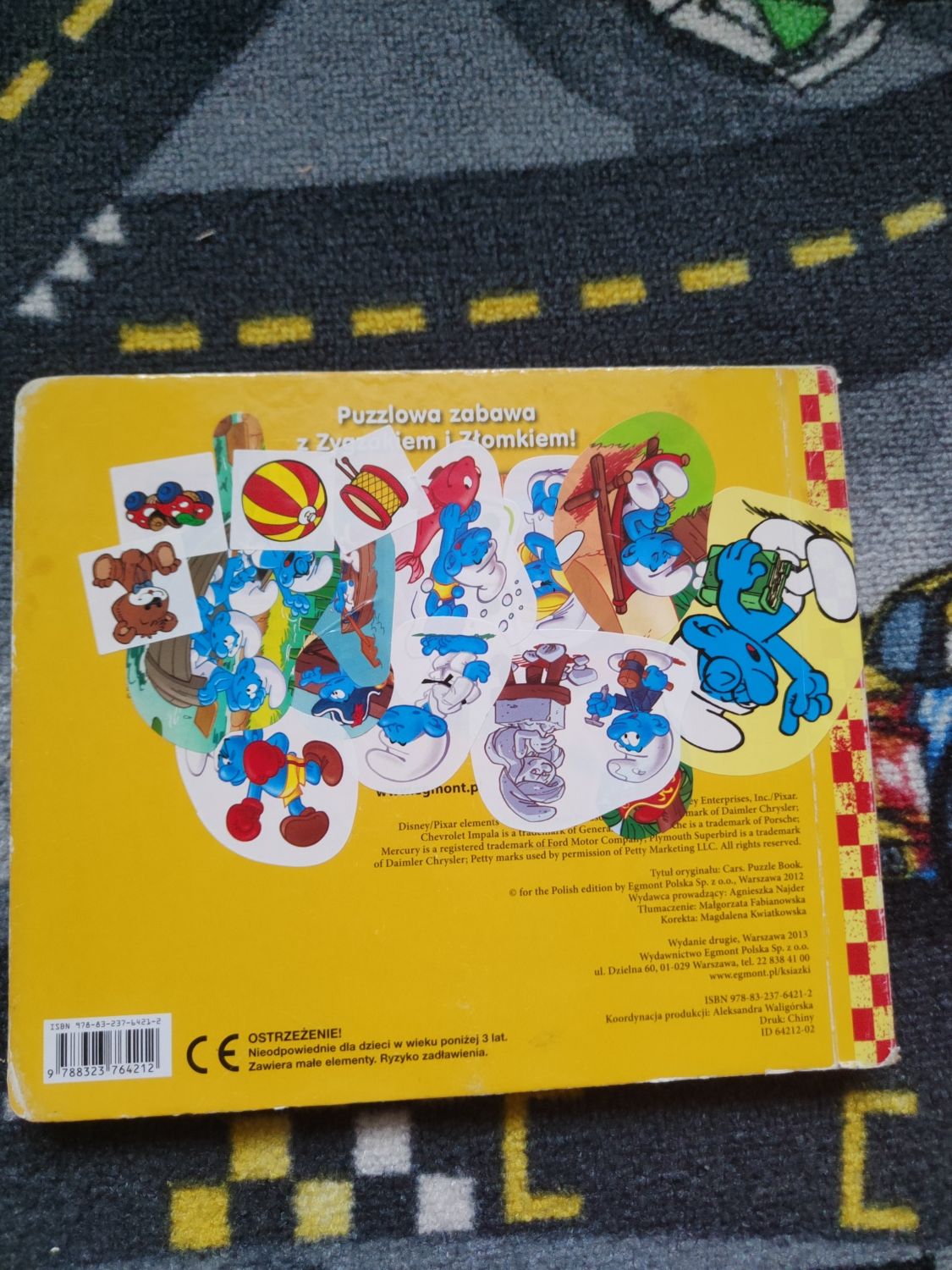 Książka z puzzlami Auta Zygzak McQueen