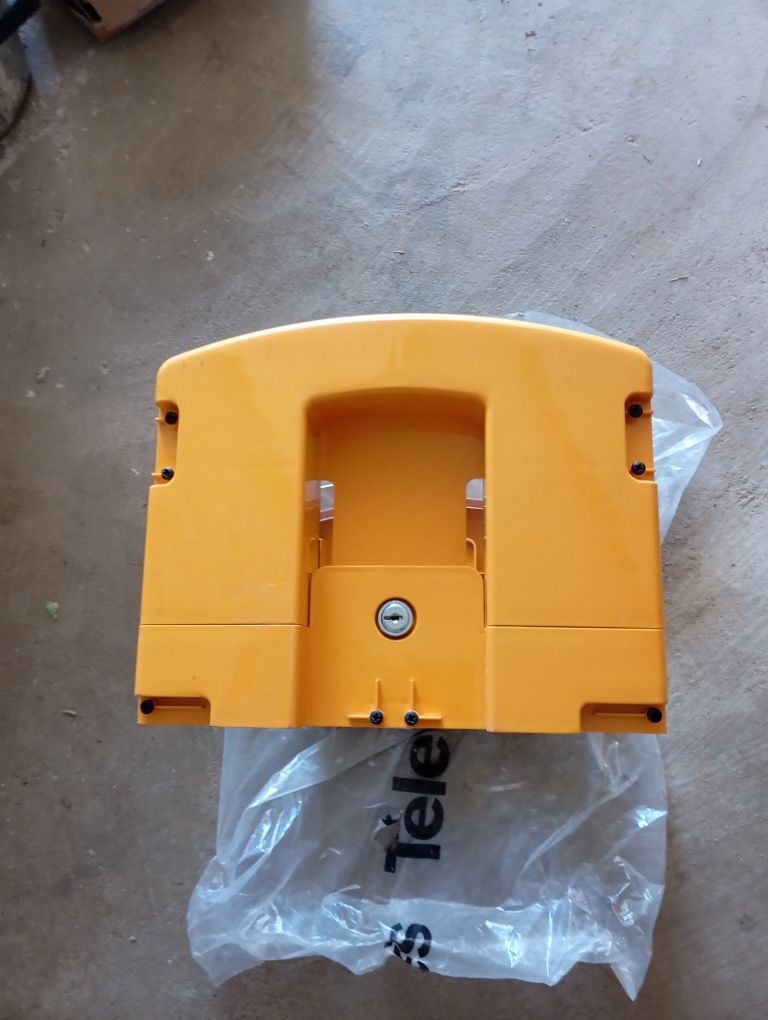Televes- Cofre acrílico c/ ventilação