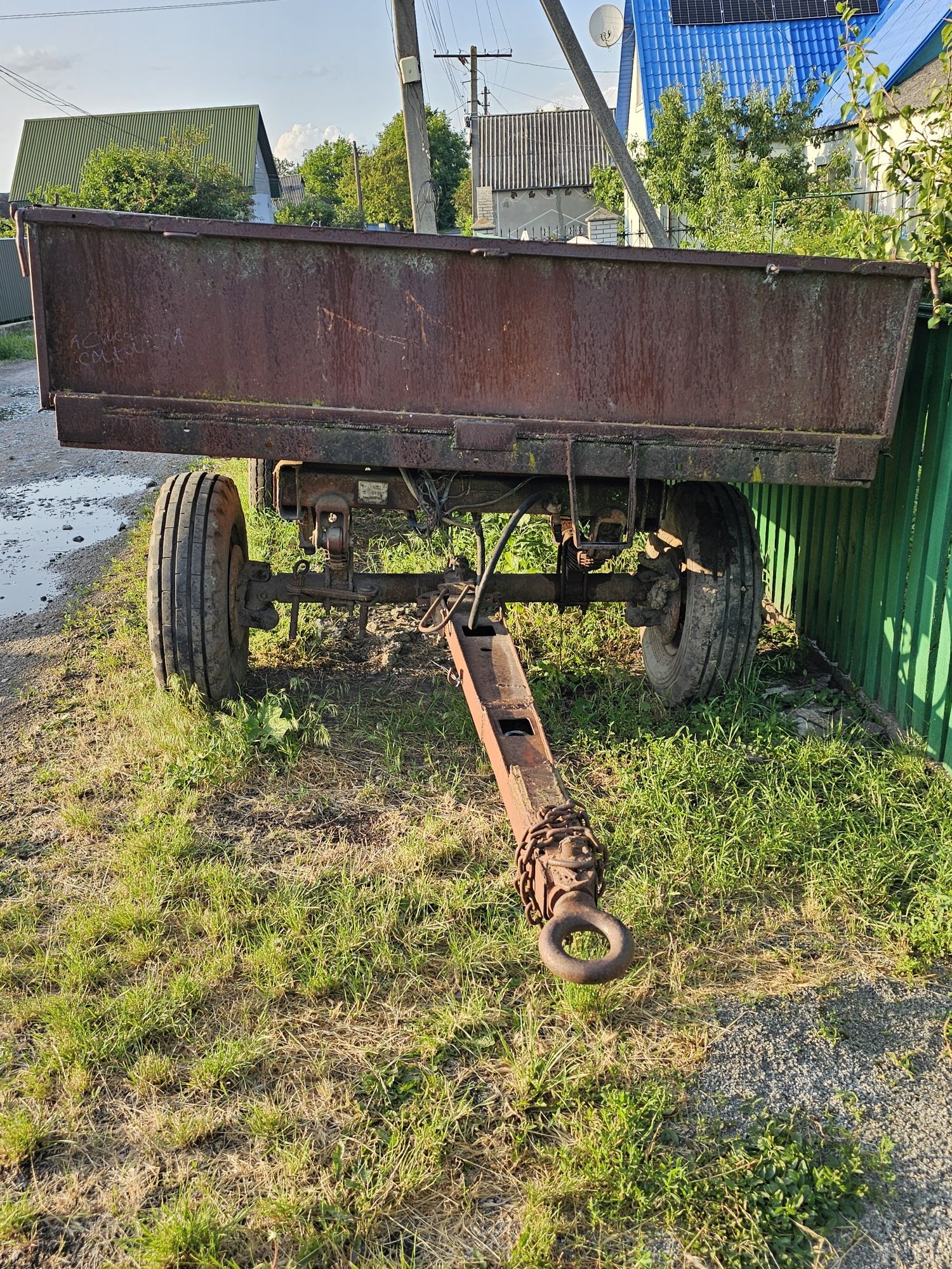 Продається трактор ЮМЗ-6, а також продається причіп 2ПТС 4