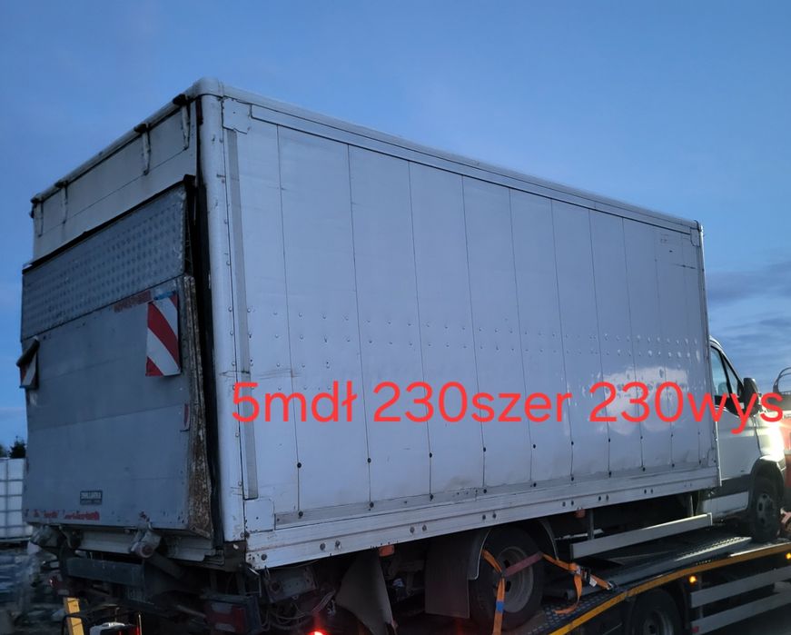 magazyn garaz na budowe działke spraw