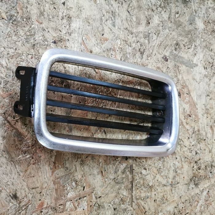 BMW E24 635CSI EUROPA WKŁAD NEREK PRZÓD/ NRKI PRZÓD NR. 1 843 528 OEM