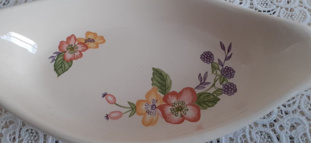 Porcelanowy talerz patera w kwiaty porcelana vintage