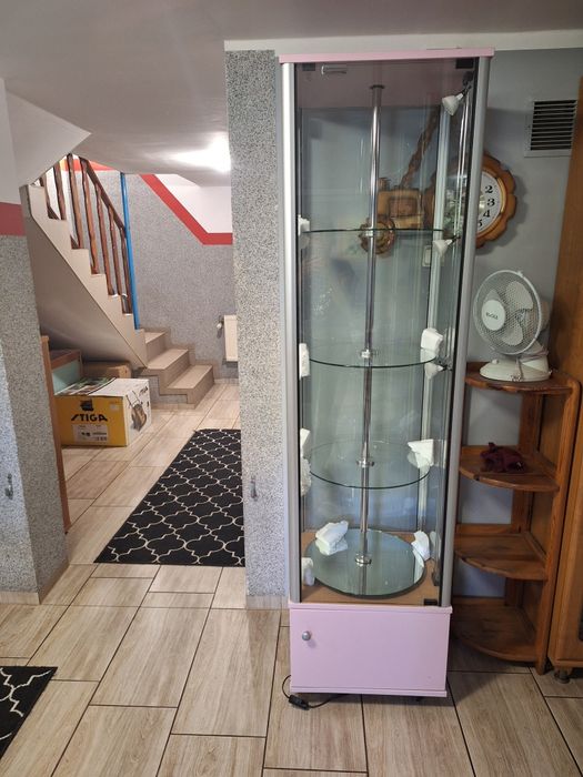 Witryna ekspozycyjna, gablota jubilerska obrotowa