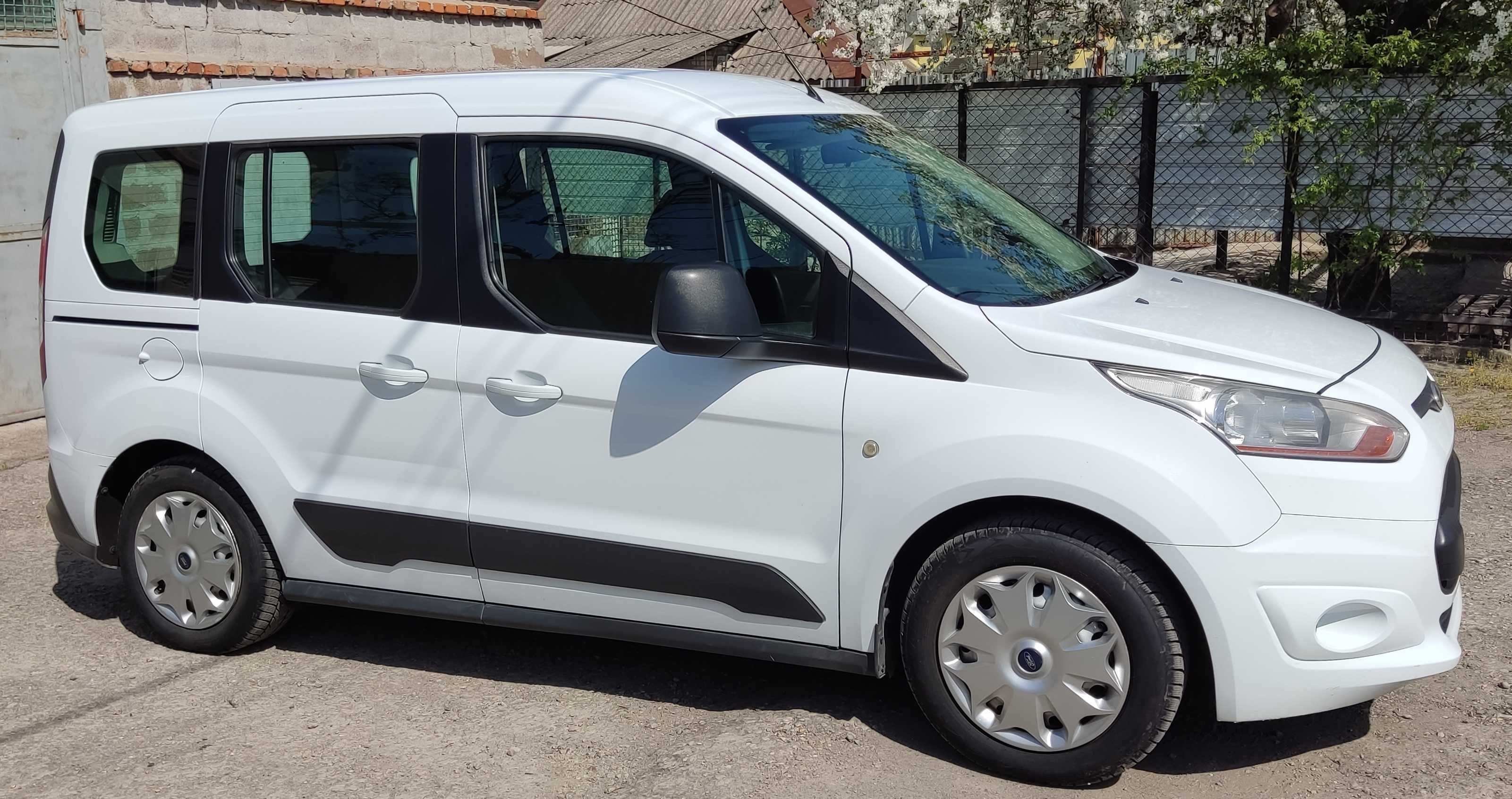 Ford Tourneo Connect 2014