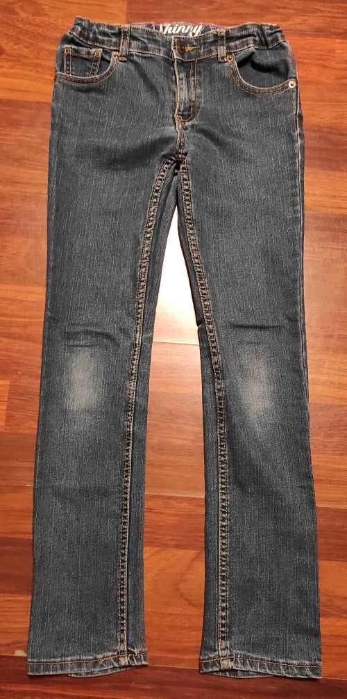 Spodnie jeans i dresowe roz. 134 cm