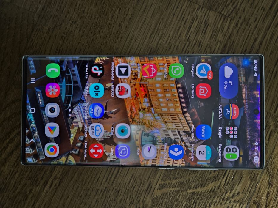 Samsung Galaxy S22 Ultra 5G 12/512GB Snapdragon Android 16