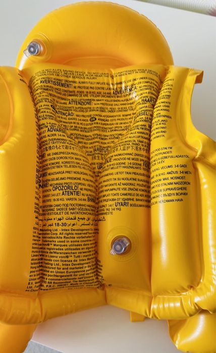 Детский надувной жилет "Pool School" - Intex (3-6 лет) в ОТЛИЧНОМ с-ии