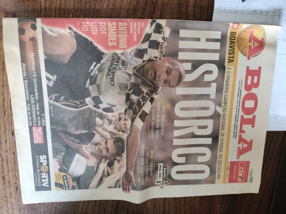 Revistas e jornais antigos