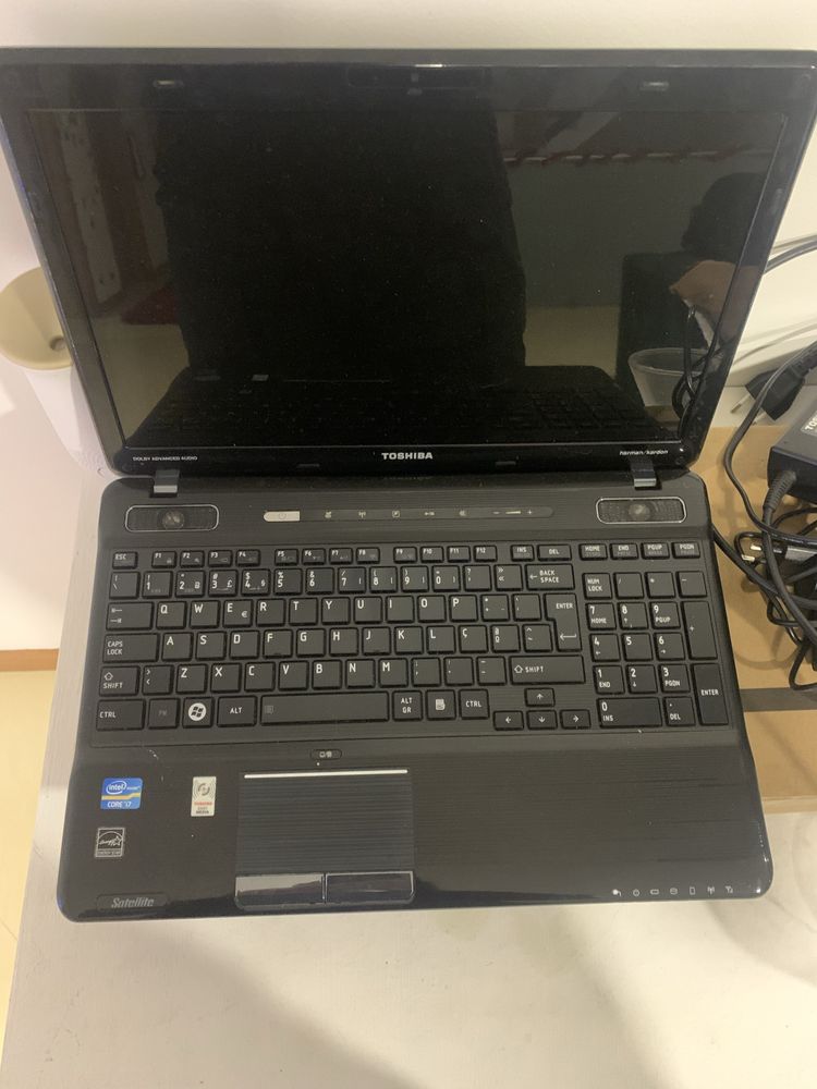 Computador toshiba satelite