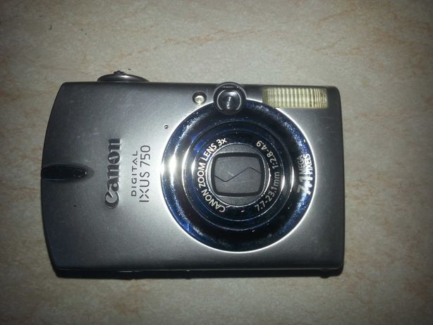 Продам фотоаппарат CANON  IXUS-750