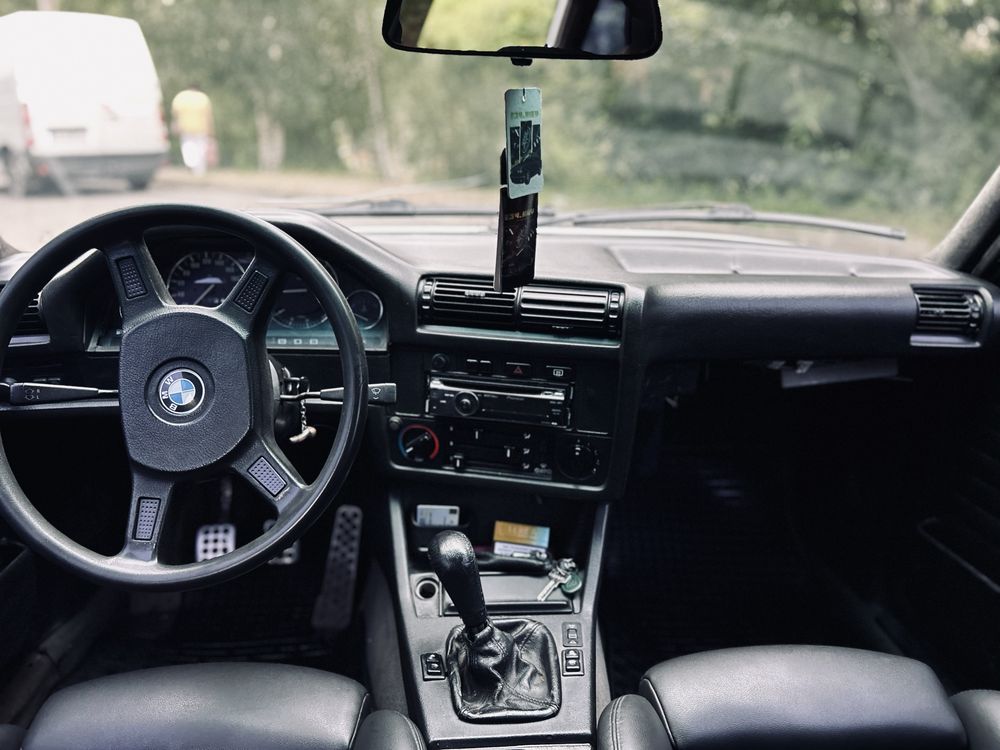 BMW e30 touring/БМВ е30