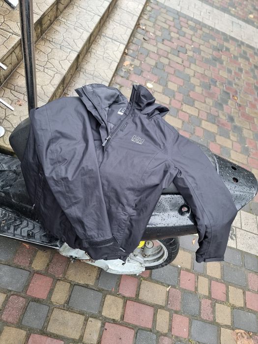 Вітровка Helly Hansen