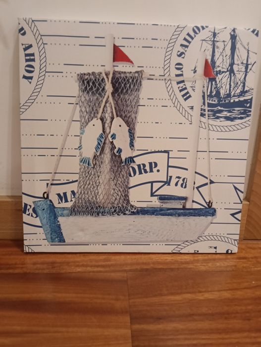 Frasco em vidro com motivos de mar e quadro