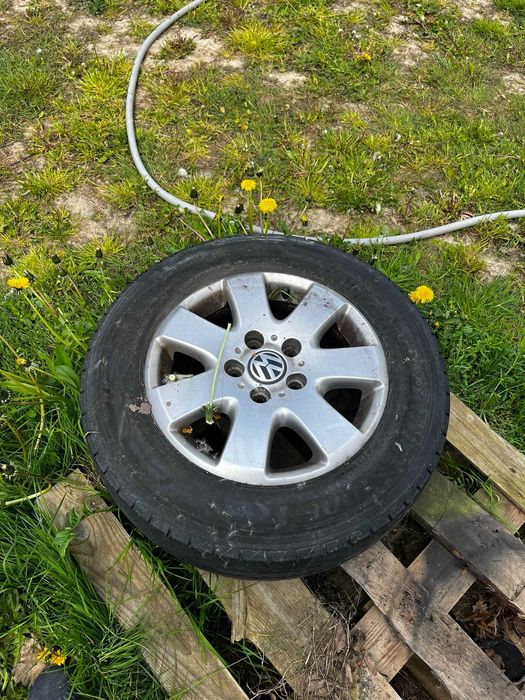 Koła VW Transporter T5 OEM Bridgestone Duravis 215/60-16