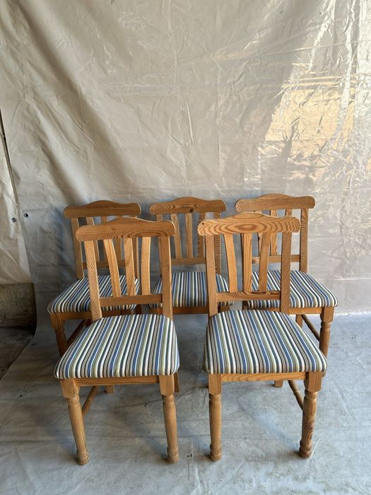 Komoda -krzesło z litego drewna