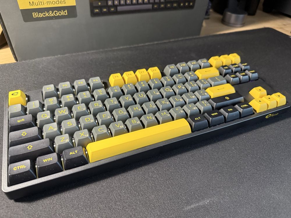 Akko 5087B Plus (custom) на Silver свічах