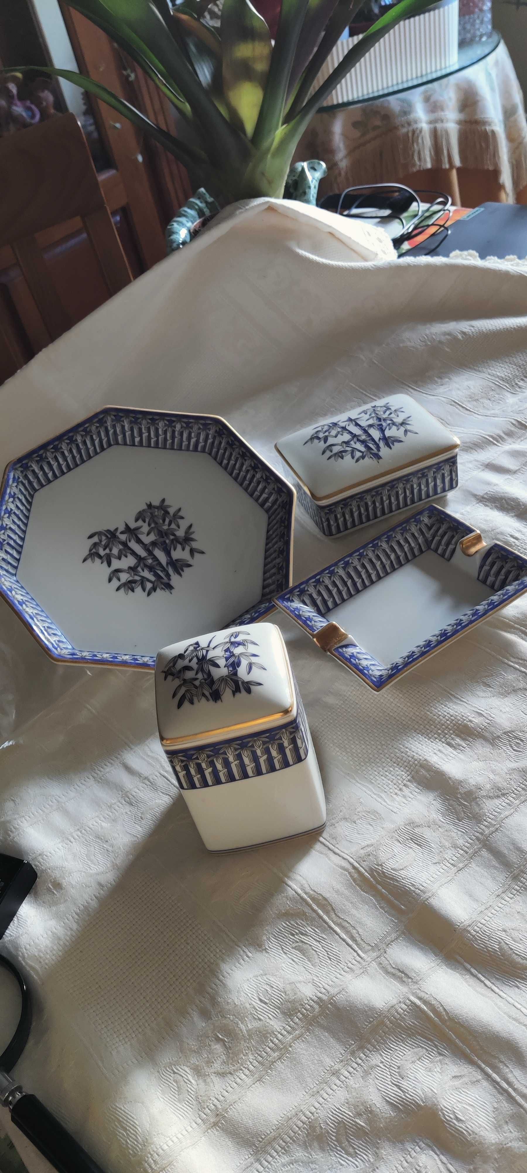 Conjunto de peças Vista Alegre