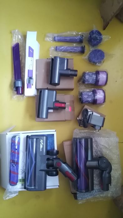 Турбо щётка, фильтр к пылесосу Dyson