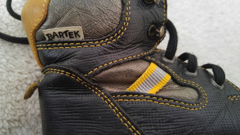 Zimowe buty firmy Bartek rozmiar 20