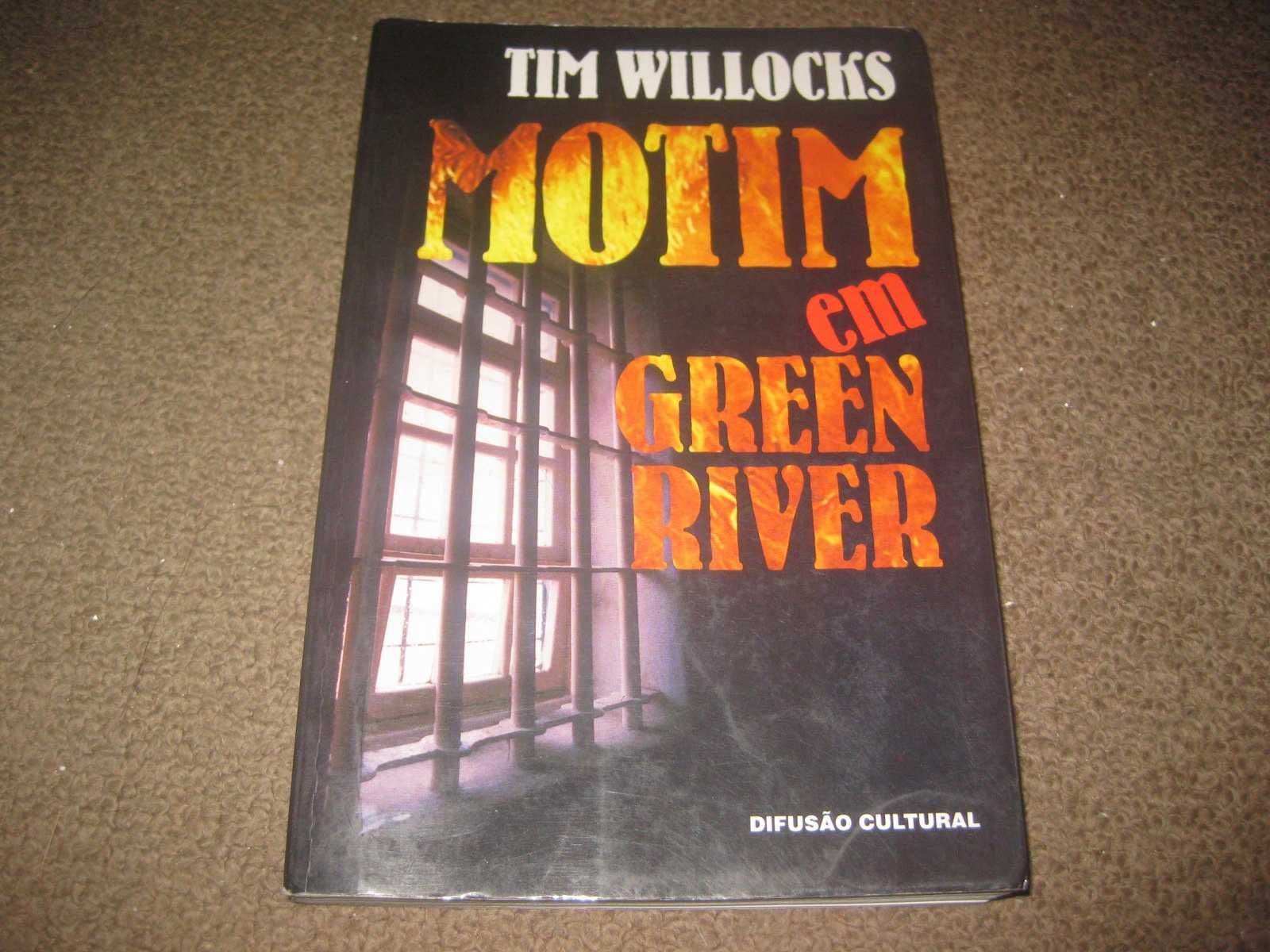 Livro "Motim em Green River" de Tim Willocks