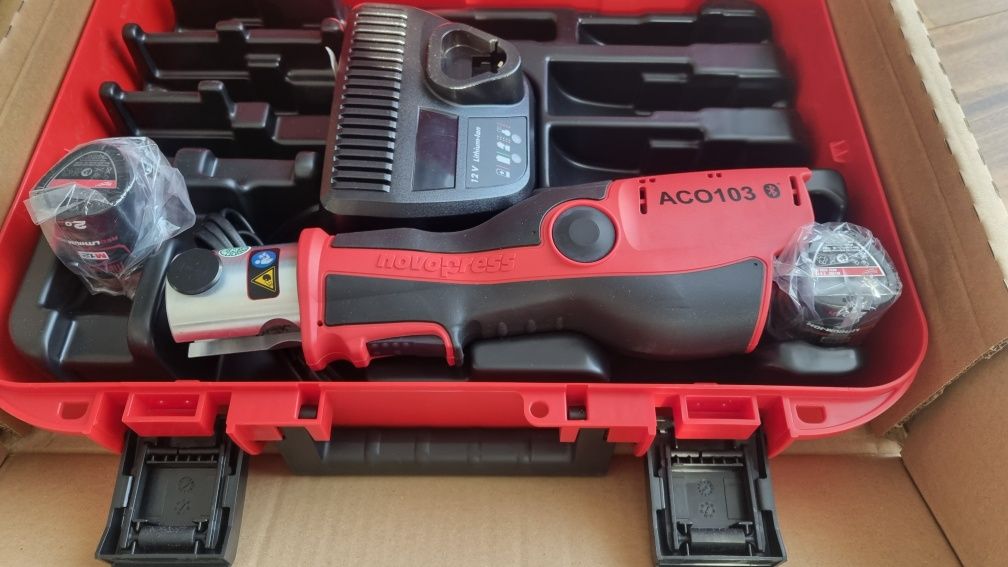 Zaciskarka akumulatorowa novopress  ACO103 BT