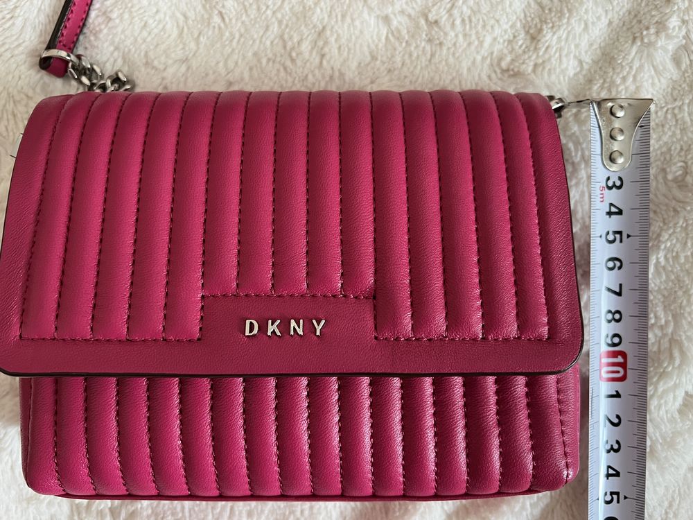 Torebka DKNY oryginalna skórzana na ramię