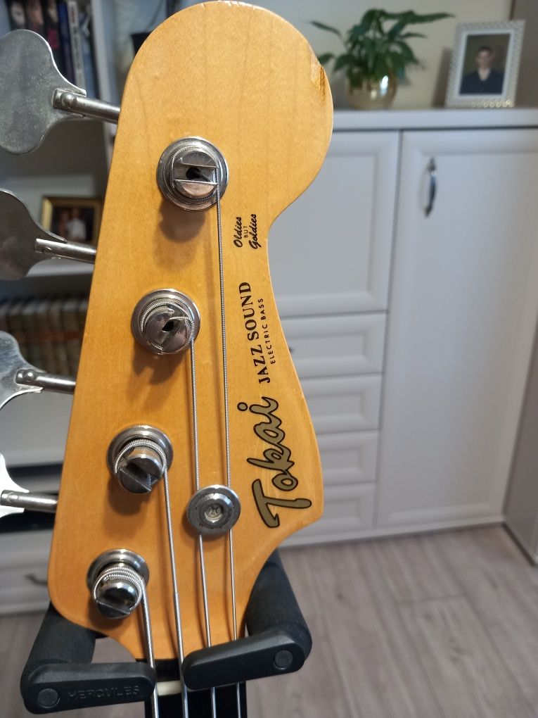 GITARA Tokai Jazz sound bass