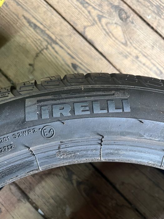 2x Opona Pirelli Sottozero 3 Winter Run flat MOE 6mm