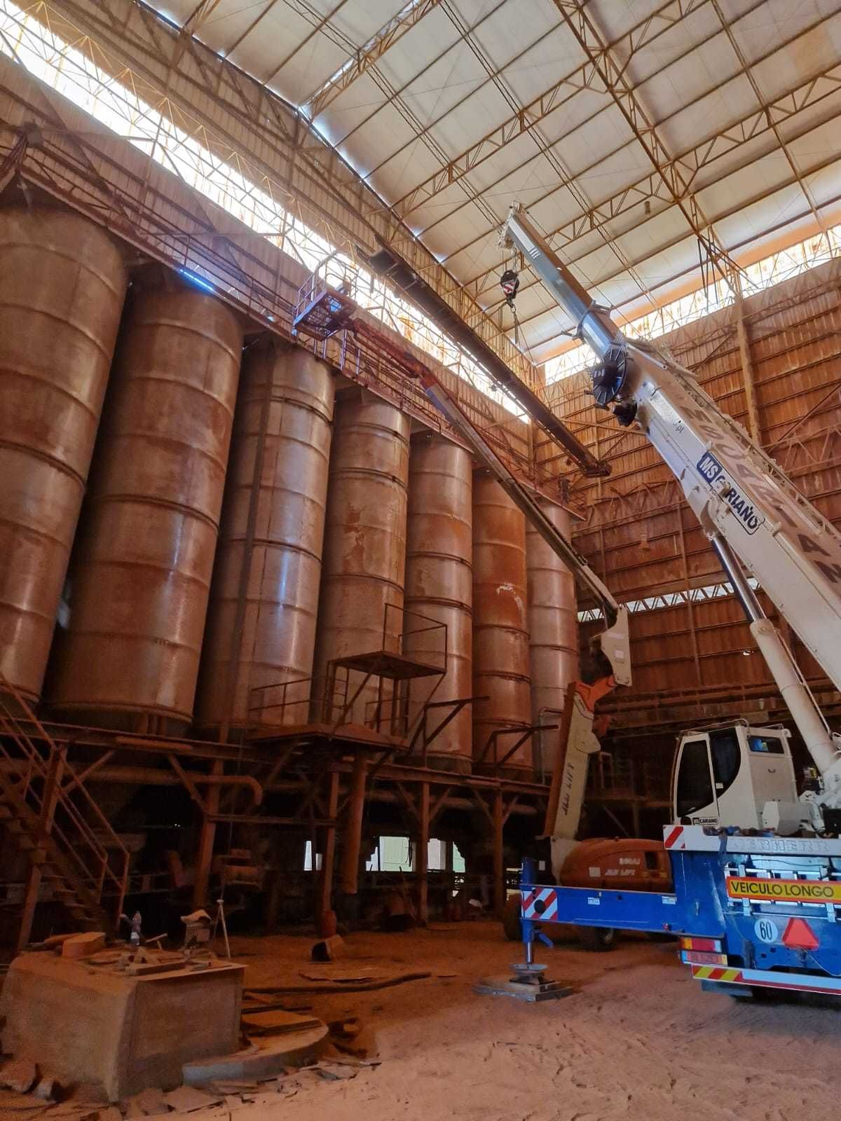 Silos de Inox com 75m3 com Nora de alcatruzes
