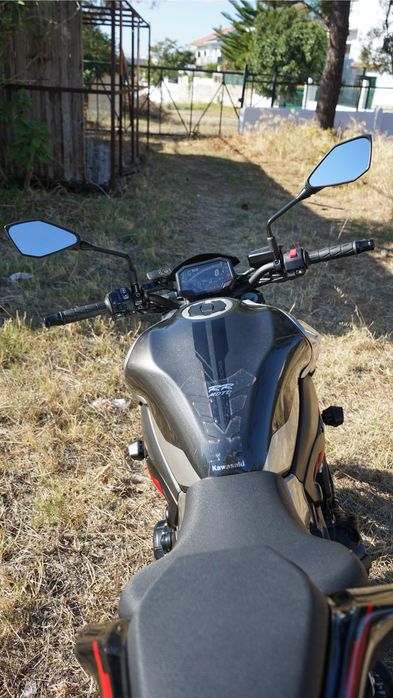 Kawasaki Z900 Deslimitada 2024