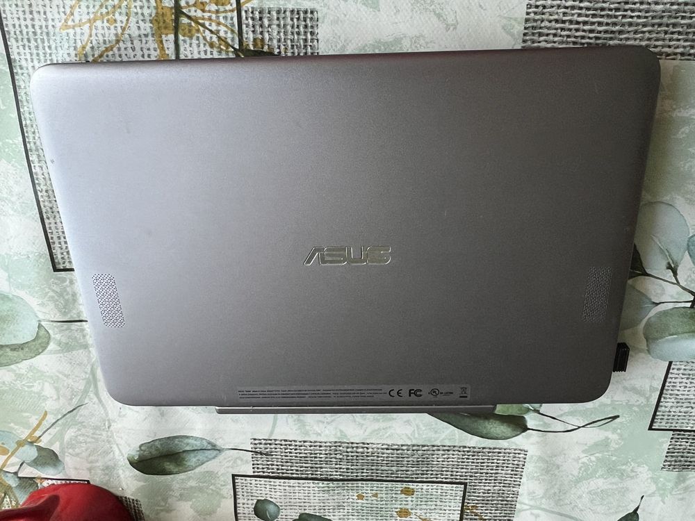 Asus Transformer Book