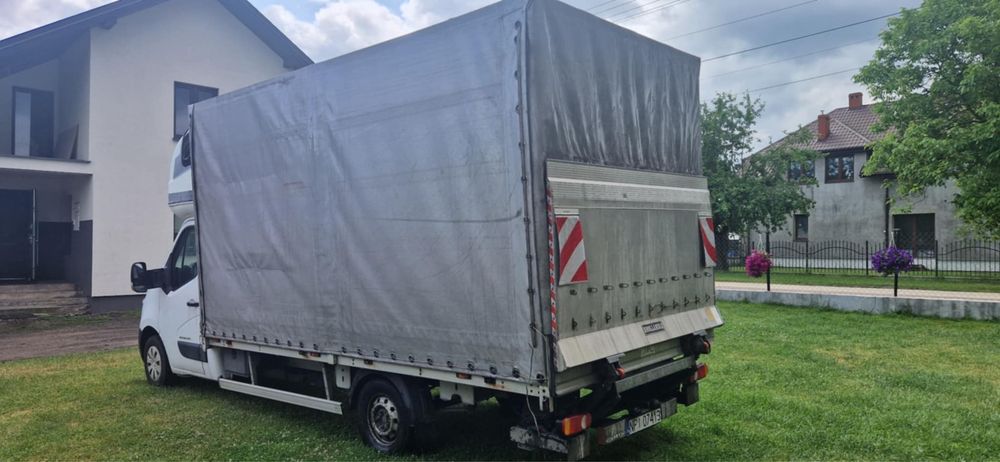 Renault Master z winda rok 2015 po kapitalnym remoncie silnika