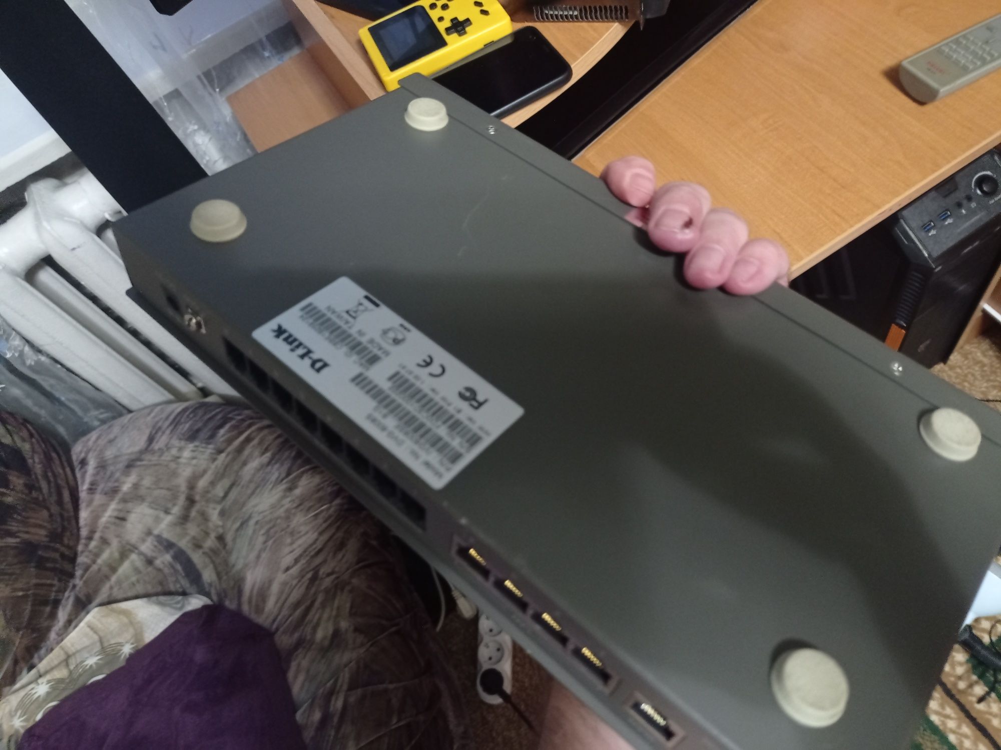 Продам D-Link 6008s