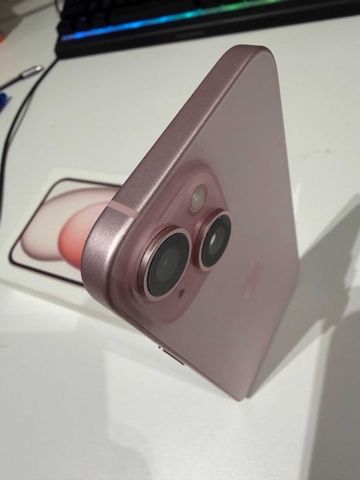 Iphone 15 128gb Różowy - super stan