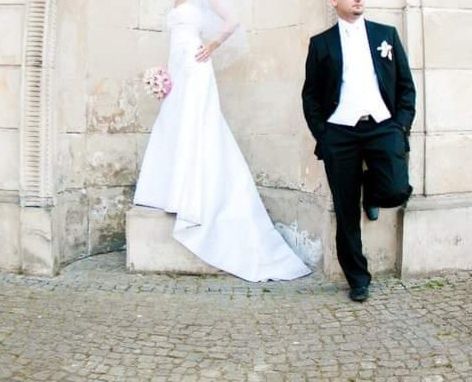 Garnitur granat ślubny z koszulą i  dodatkami