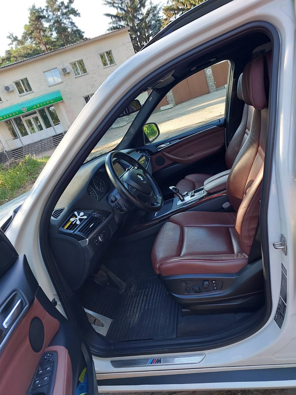 Bmw x5  2012 год